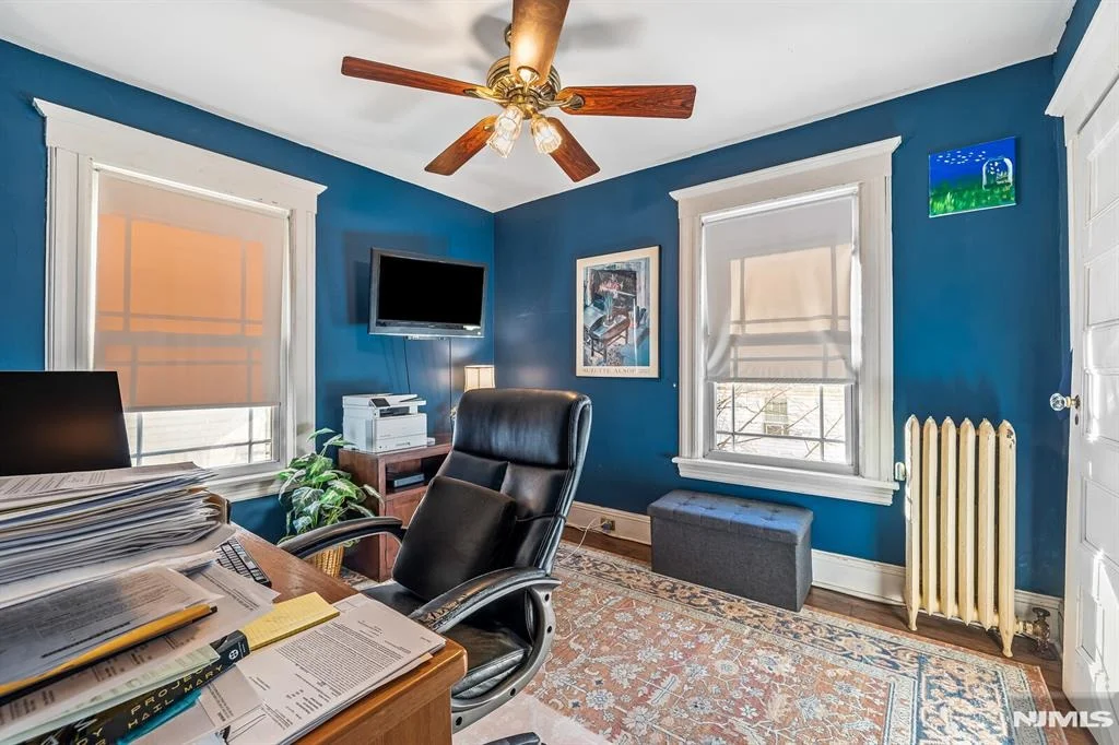 Photo of 208 Mortimer