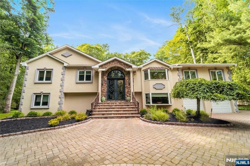 Photo of 136 Willow