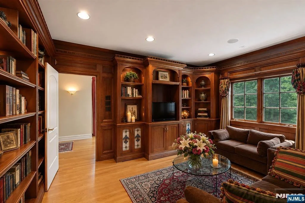 Photo of 38 Bridle