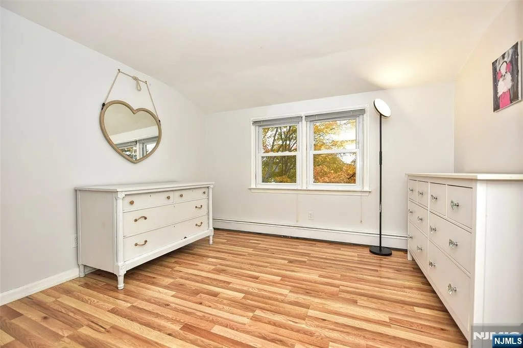 Photo of 82 Grove