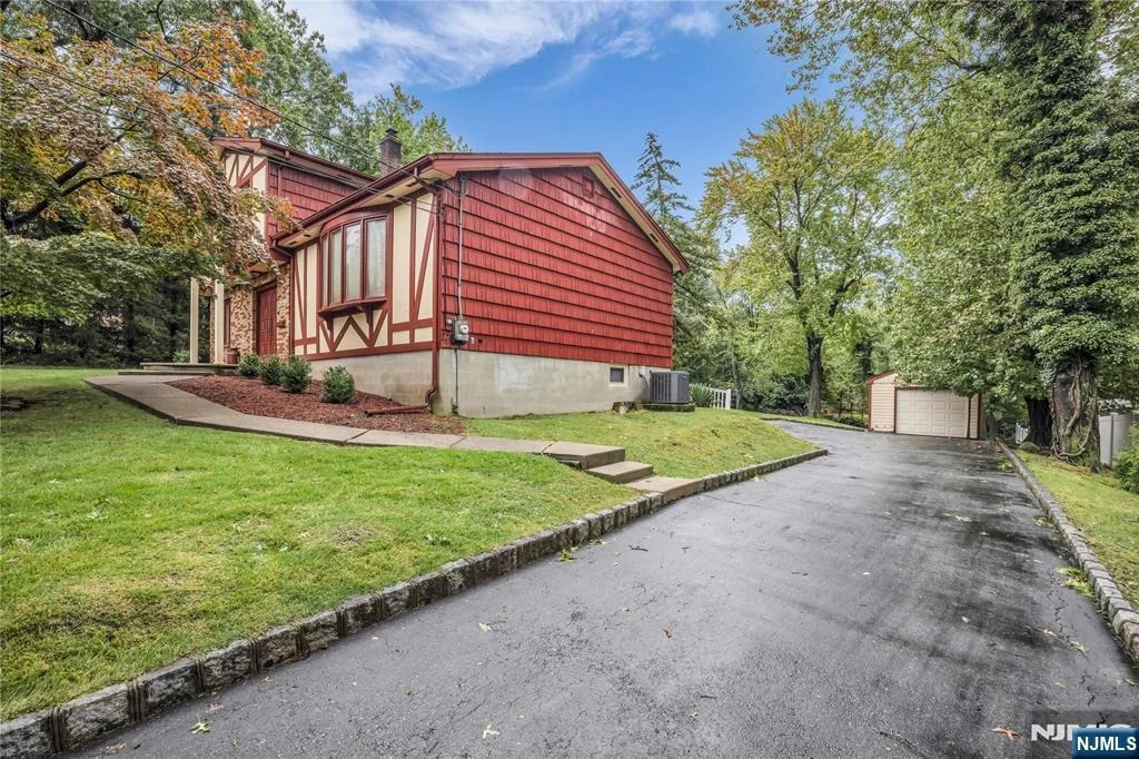 Photo of 209 Cedar