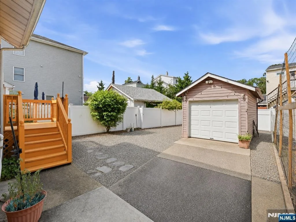 Photo of 22 Prospect