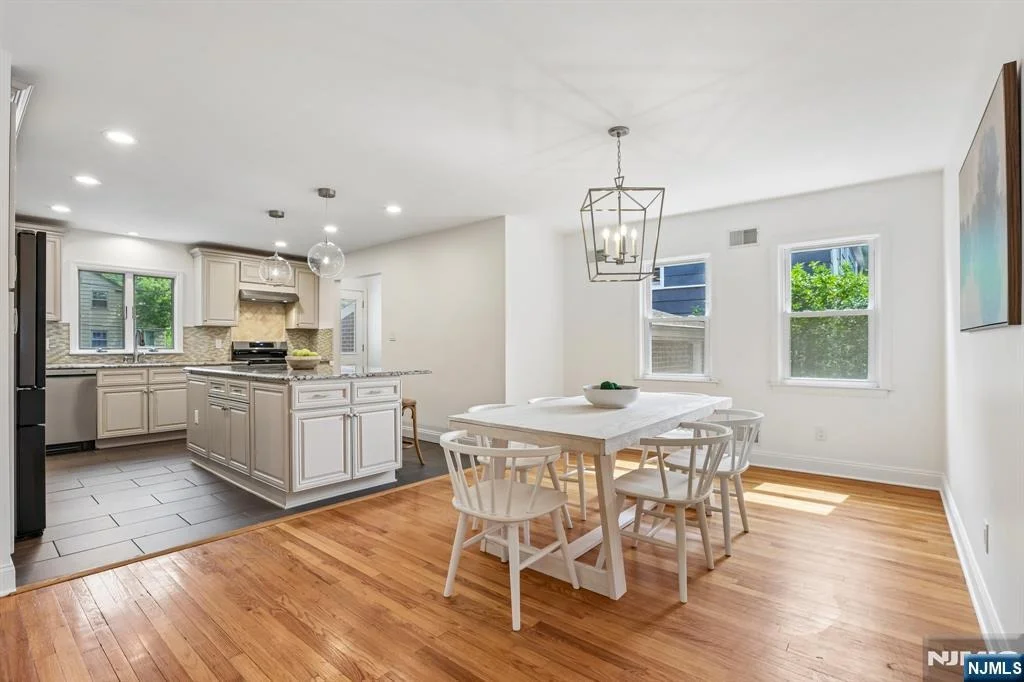 Photo of 650 Ridgewood