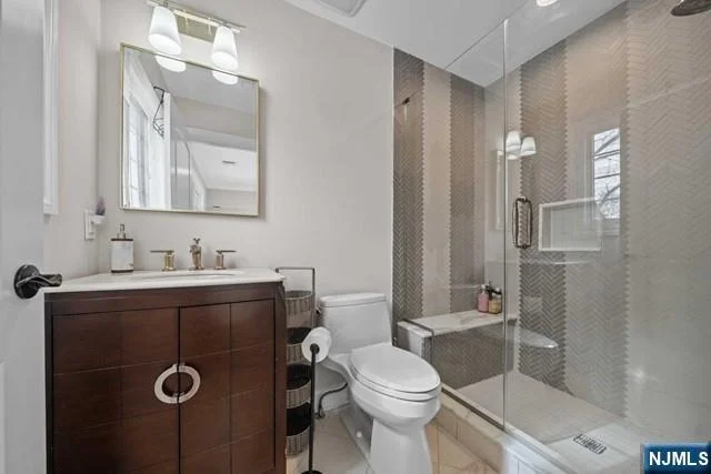Photo of 160 Lawrence