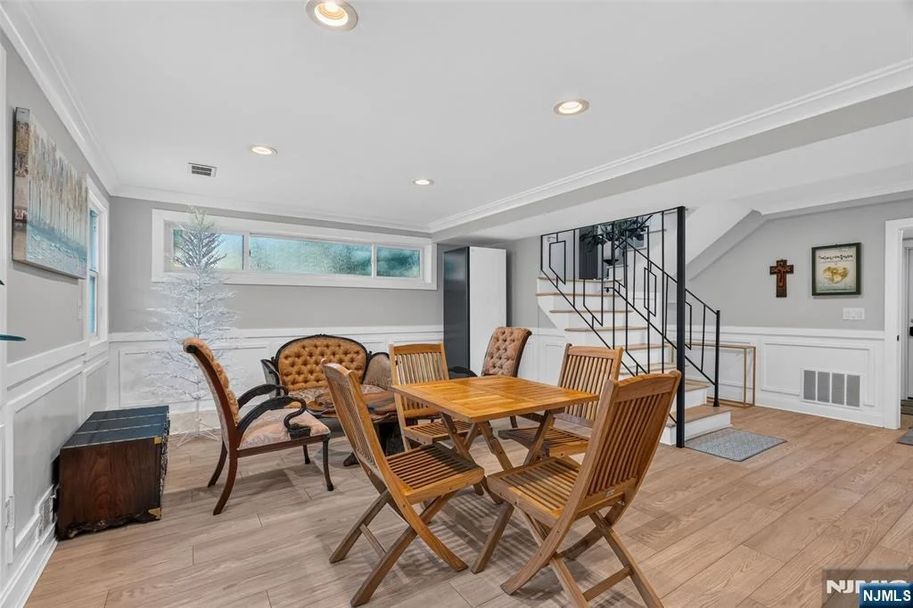 Photo of 265 Westervelt