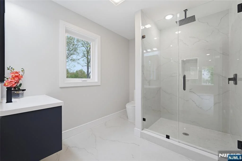 Photo of 765 7th