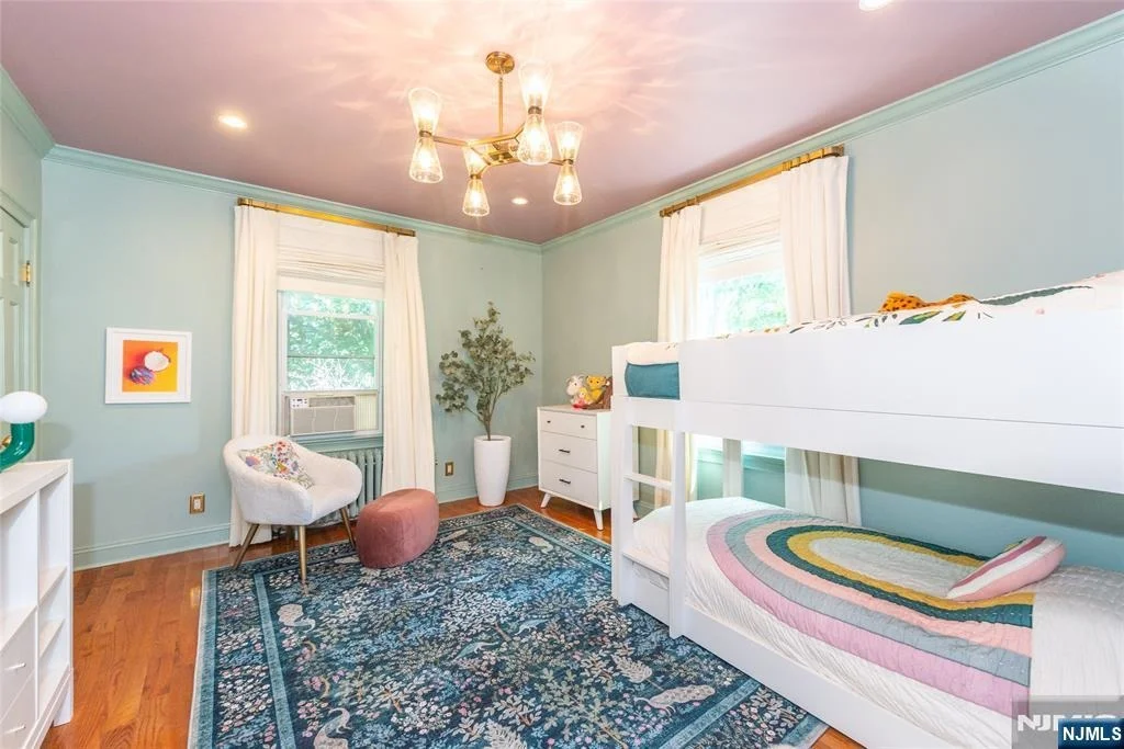 Photo of 85 Evergreen