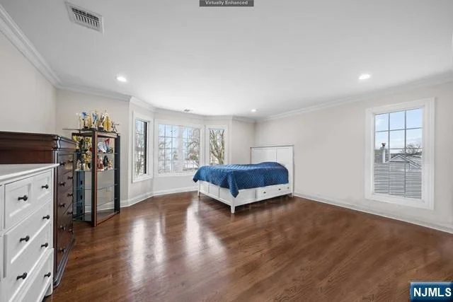 Photo of 160 Lawrence