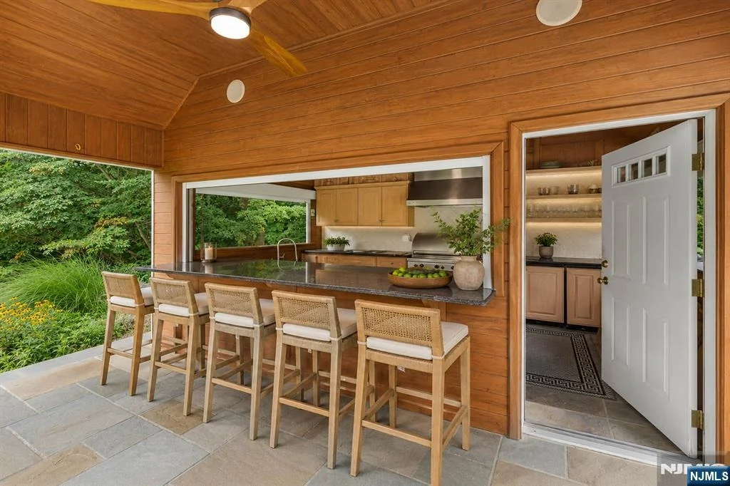 Photo of 38 Bridle