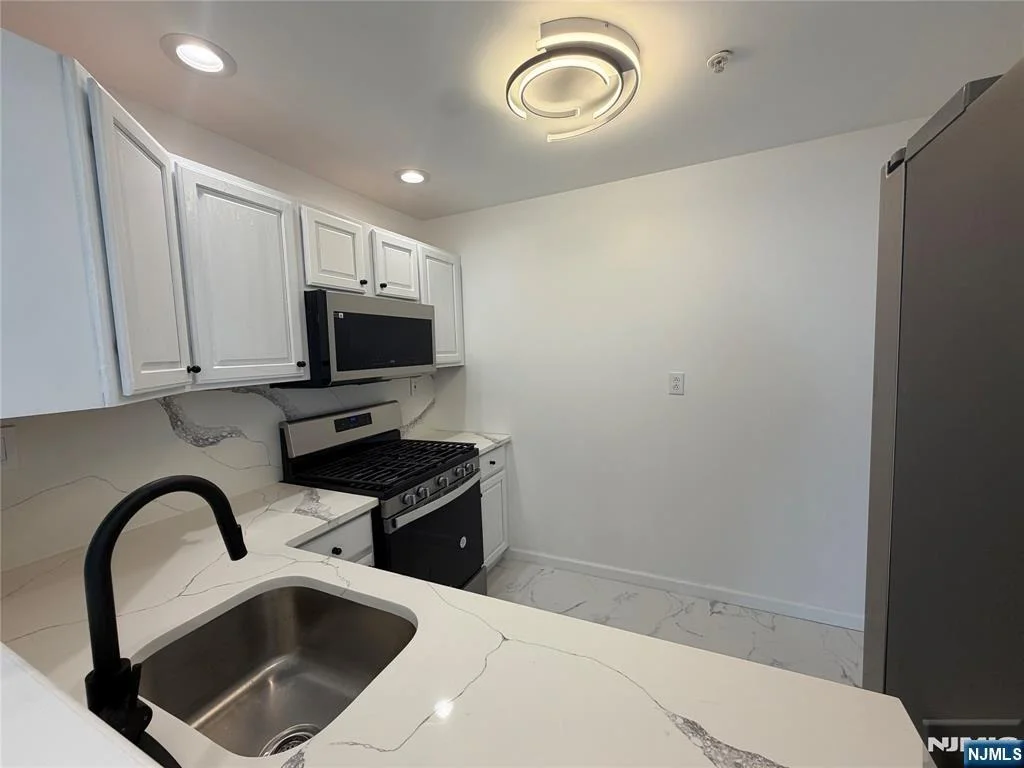 Photo of 131 Clinton