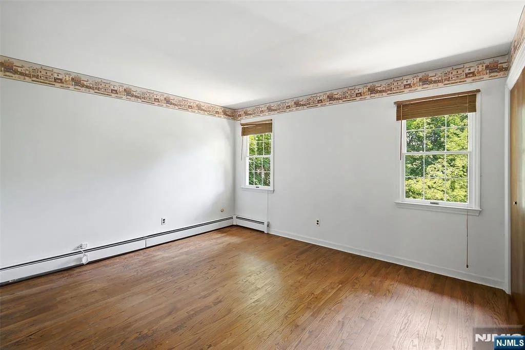 Photo of 308 Ross