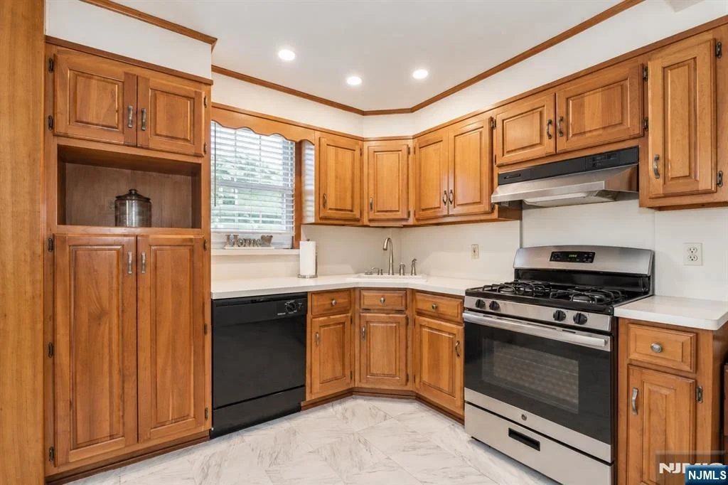 Photo of 223 Baldwin