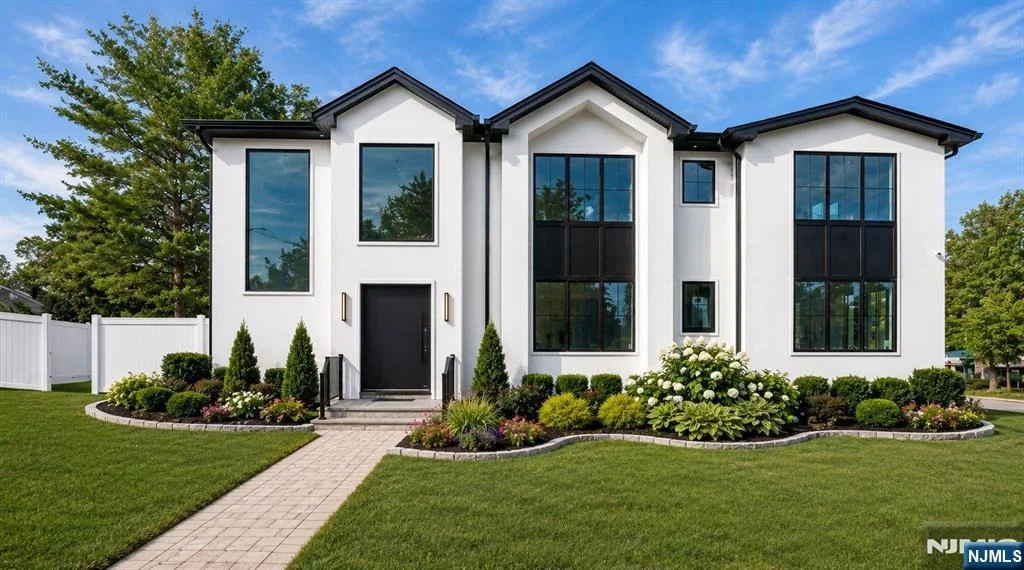 Photo of 673 Cambridge