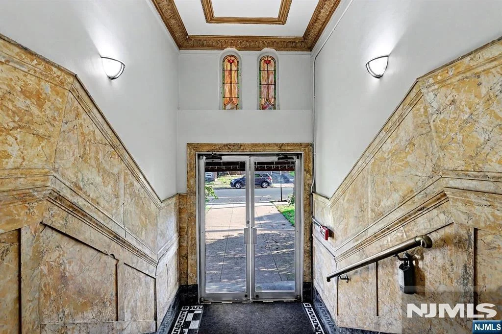 Photo of 303 Hamilton
