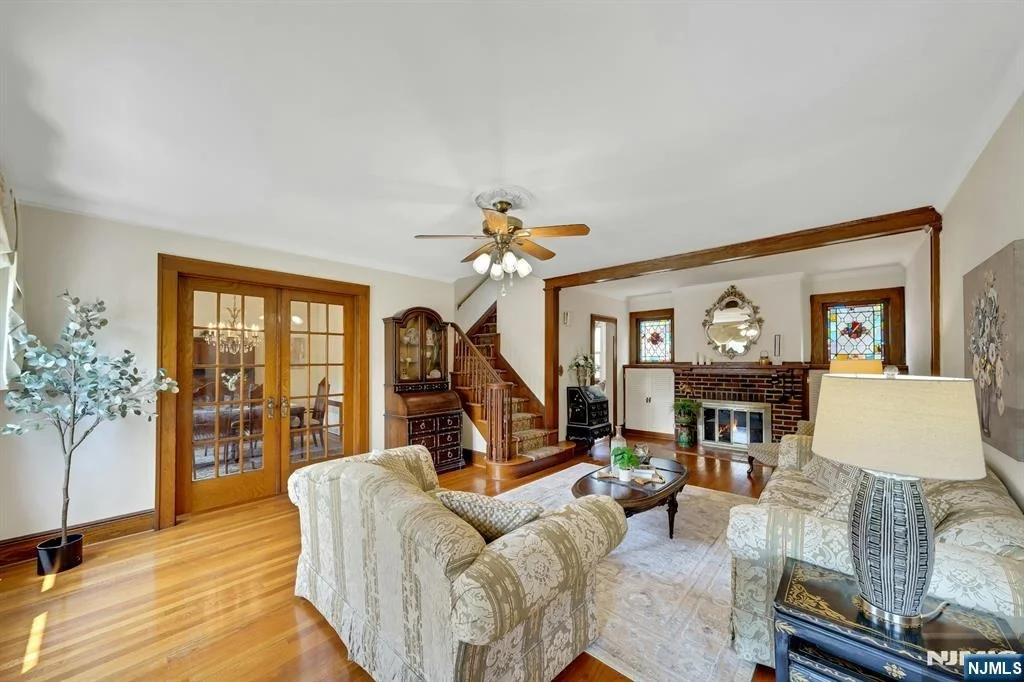 Photo of 224 Euclid