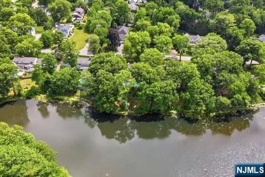 Photo of 376 Lakeview