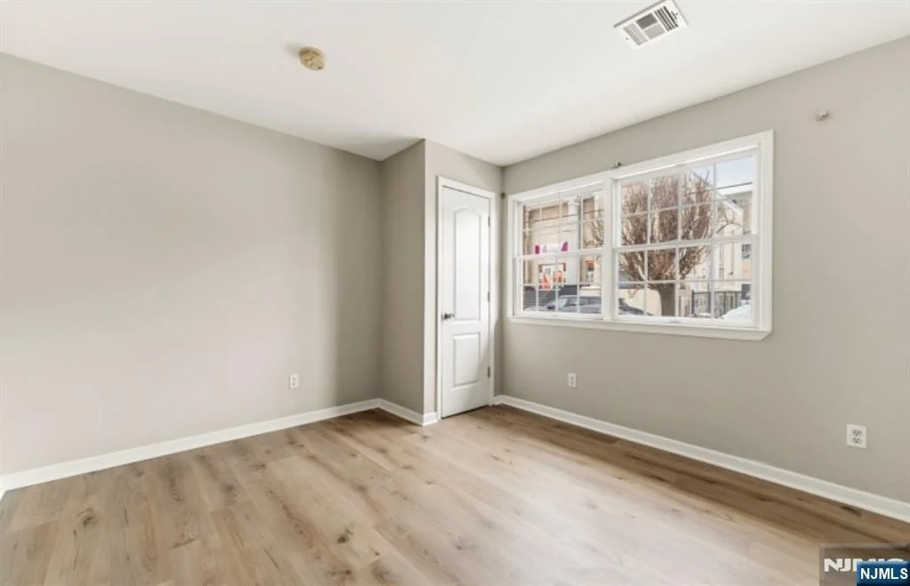 Photo of 18 Kinney