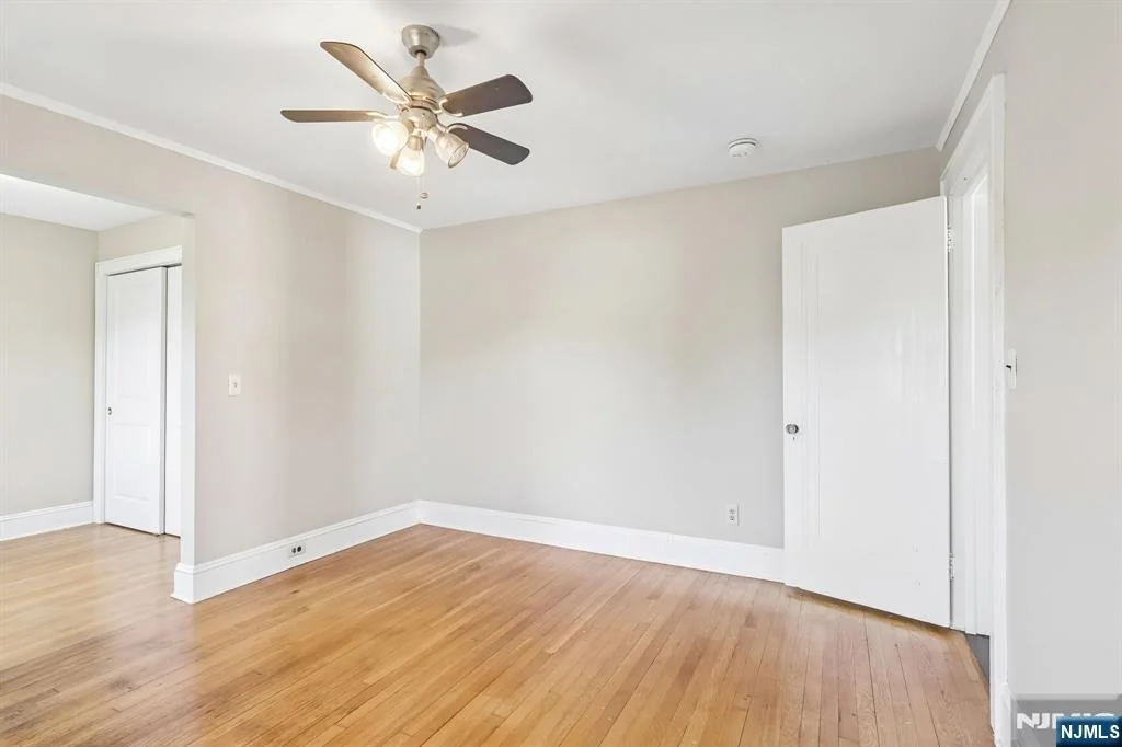 Photo of 1032-1034 Kipling