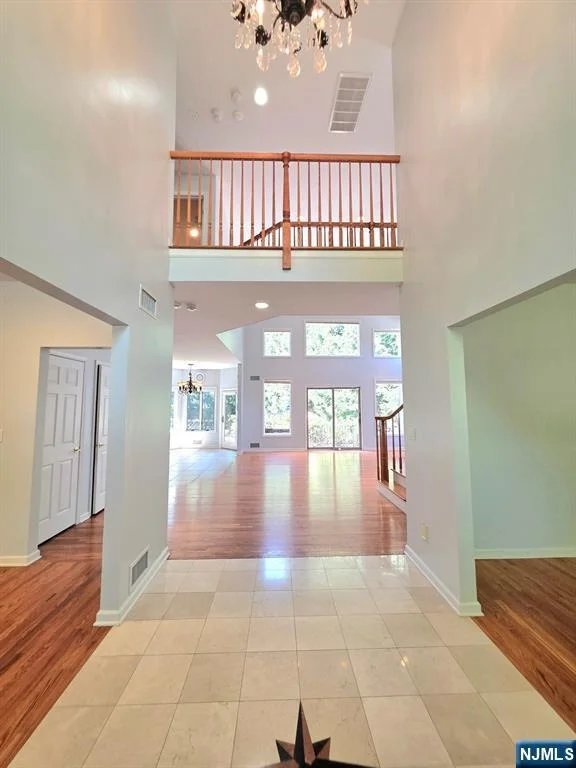 Photo of 335 Bullard