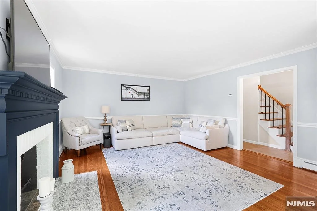 Photo of 32 Foothill