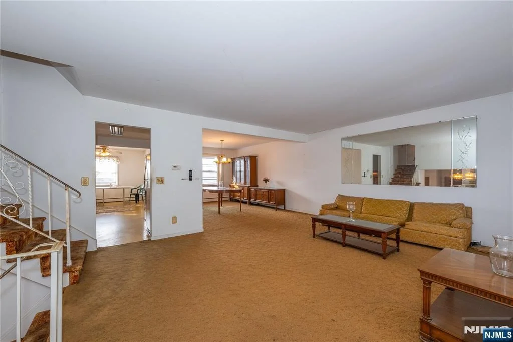 Photo of 409 W Anderson