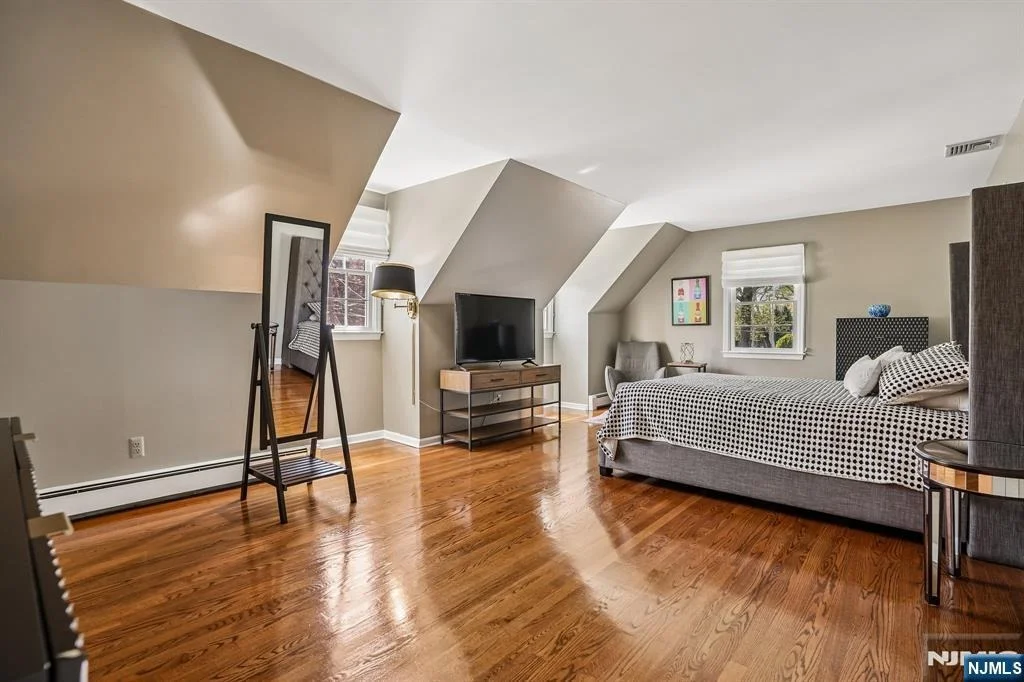Photo of 372 Lakeview
