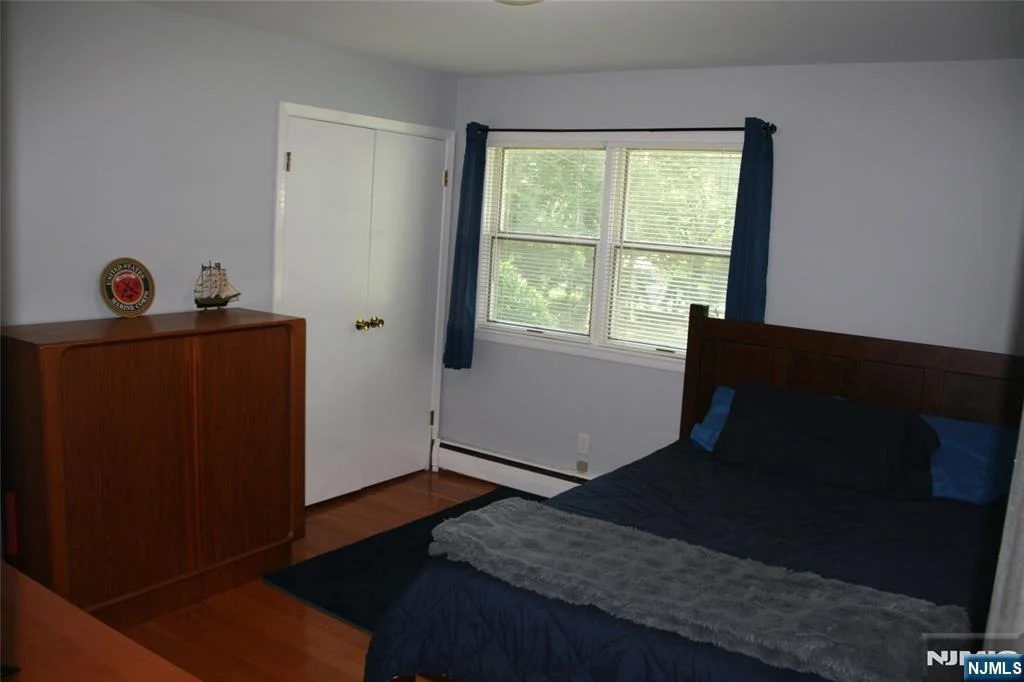 Photo of 452 Glendale