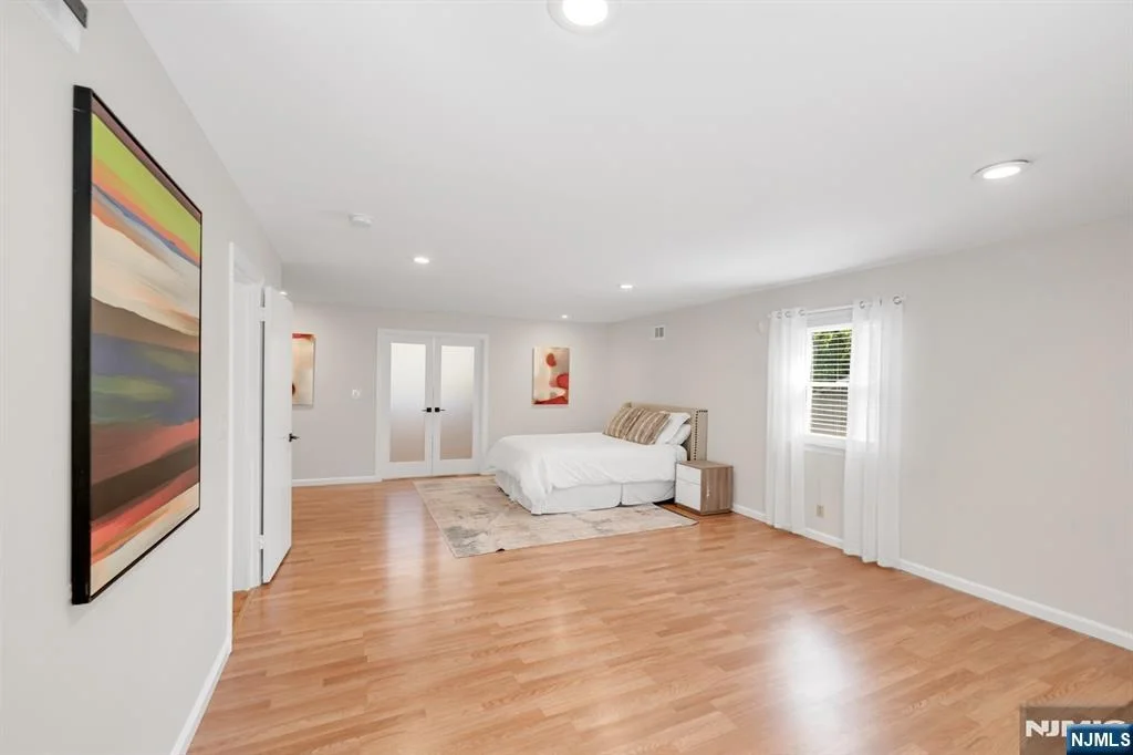Photo of 433 Piermont