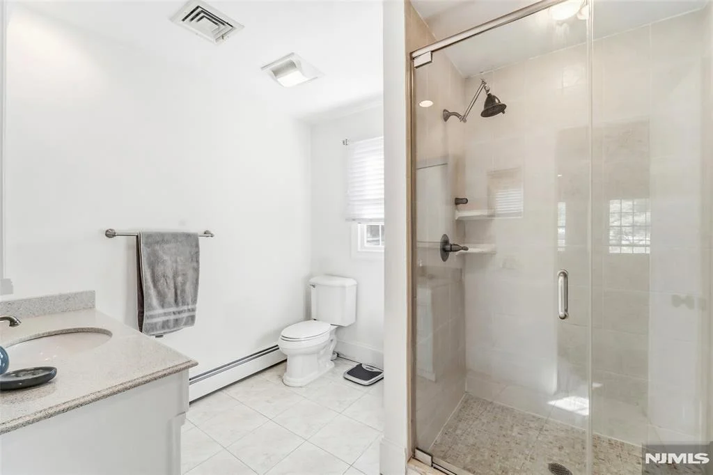 Photo of 27 Pine Hill