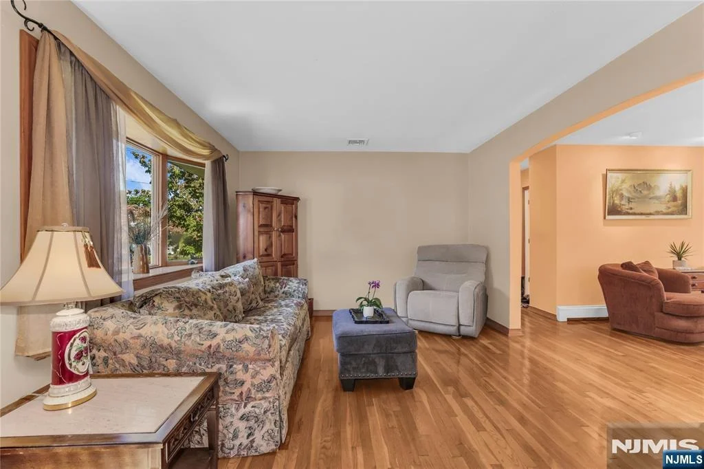 Photo of 114 Lopez