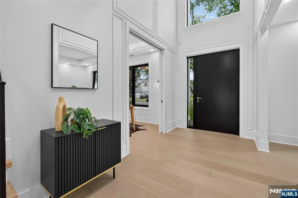 Photo of 395 Hickory