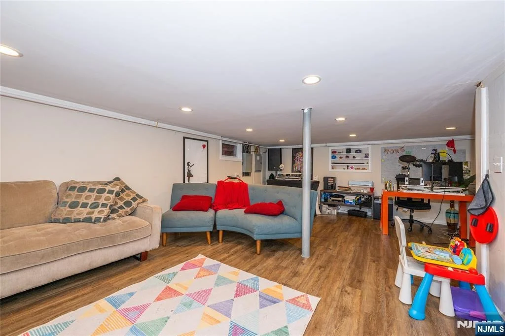 Photo of 65 Westminster