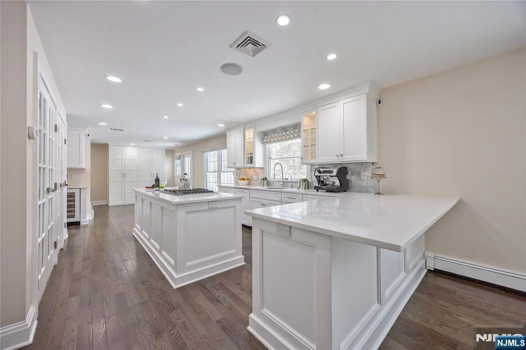 Photo of 202 Chestnut Ridge