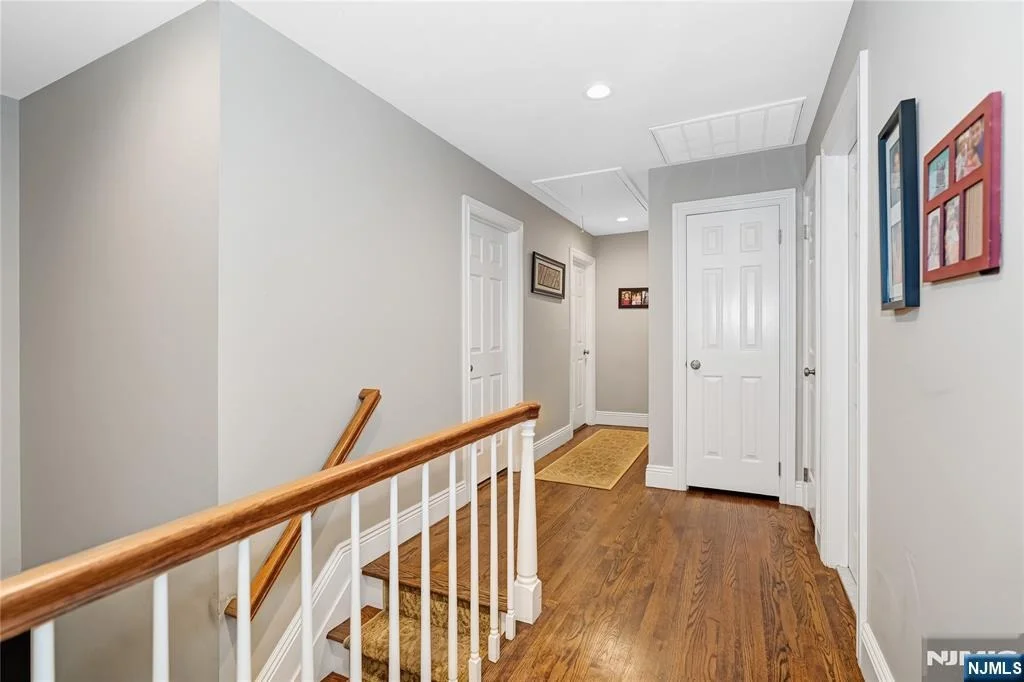Photo of 285 Dunham