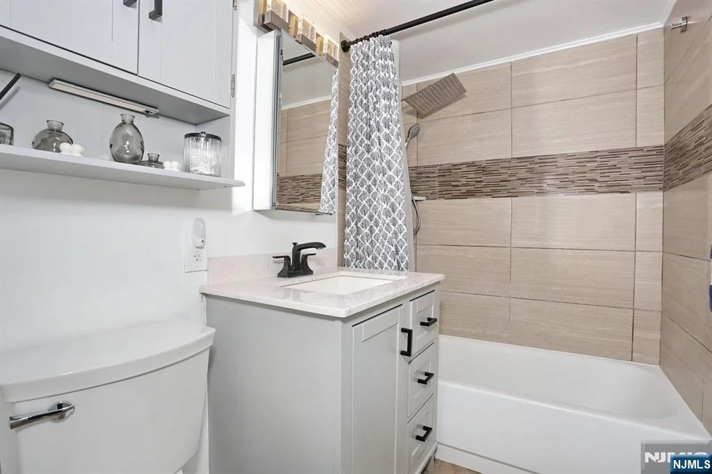 Photo of 301 Beech