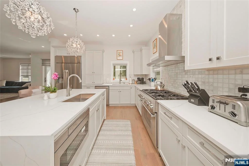 Photo of 66 Knollwood