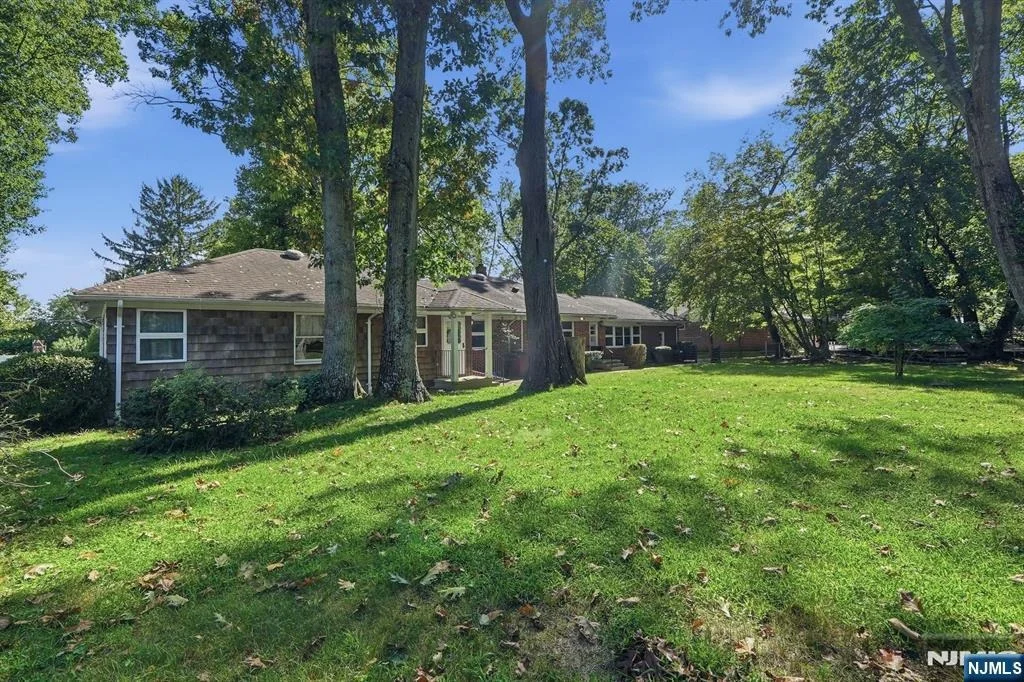 Photo of 23 Glendale