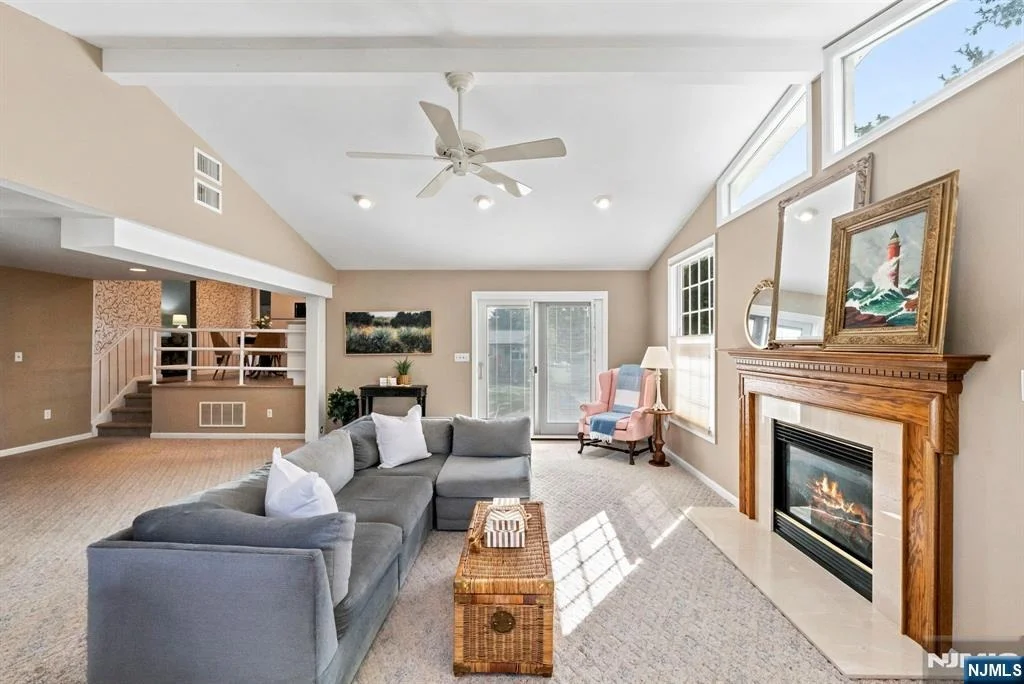 Photo of 33 Waling