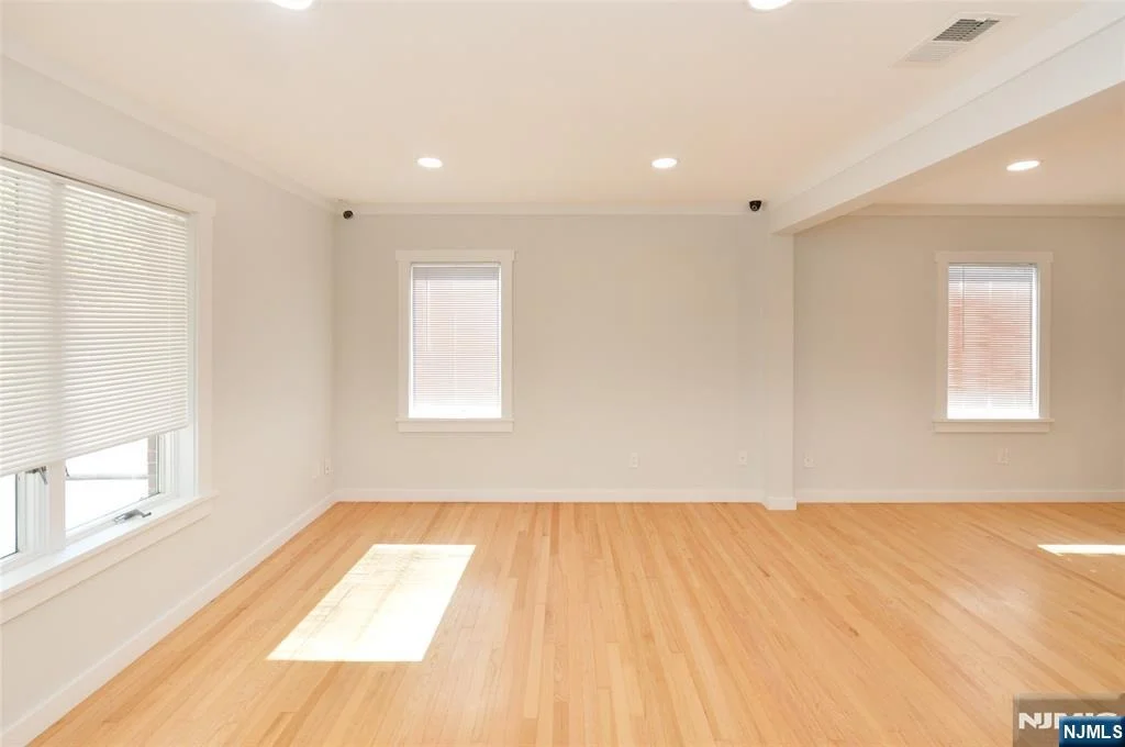 Photo of 24 Farview