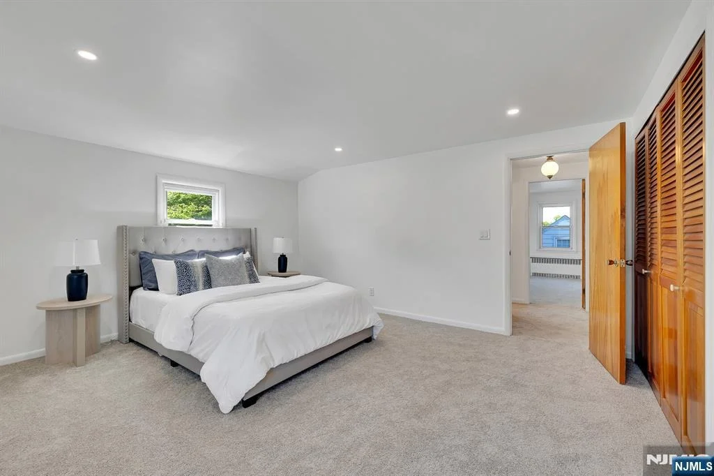 Photo of 287 Jackson