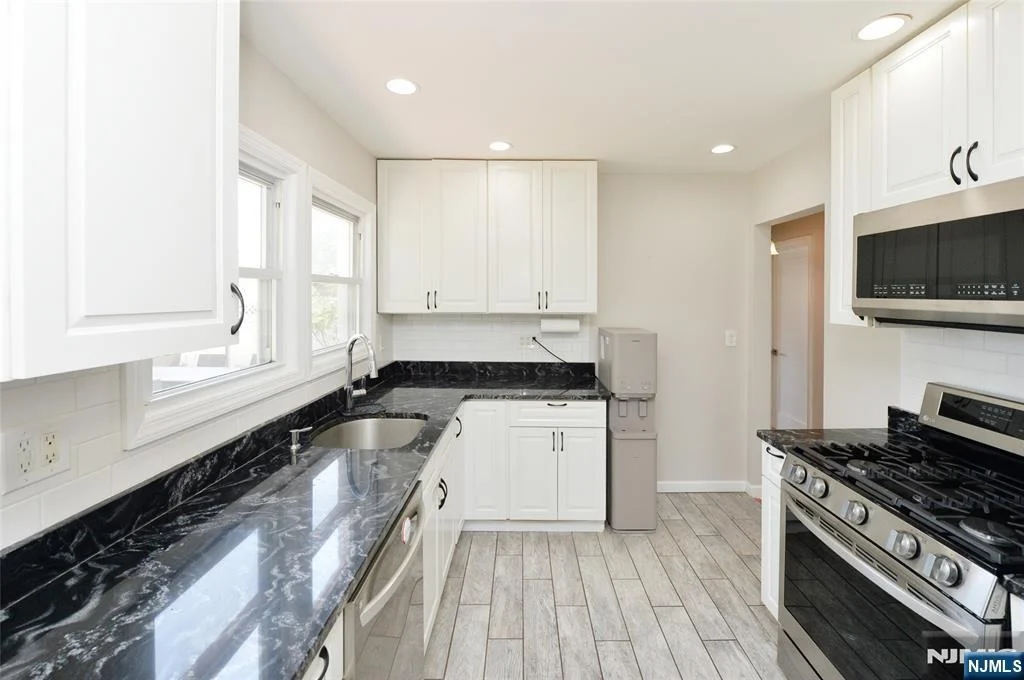 Photo of 612 Beech