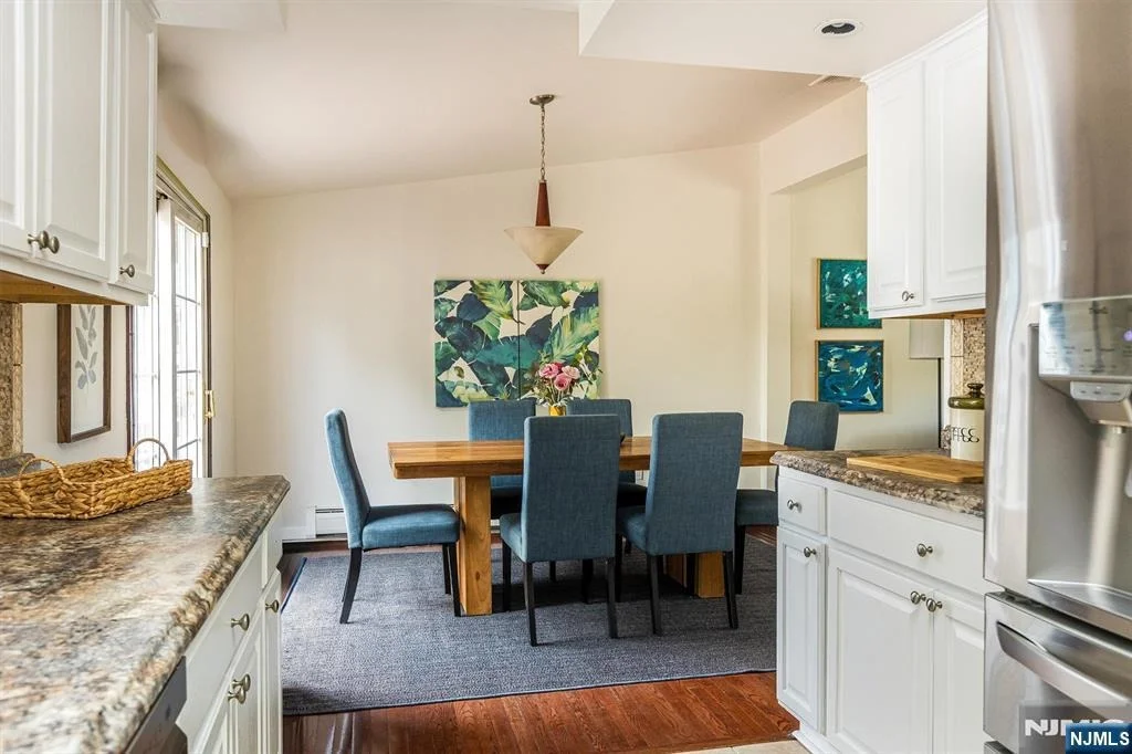 Photo of 373 Orange