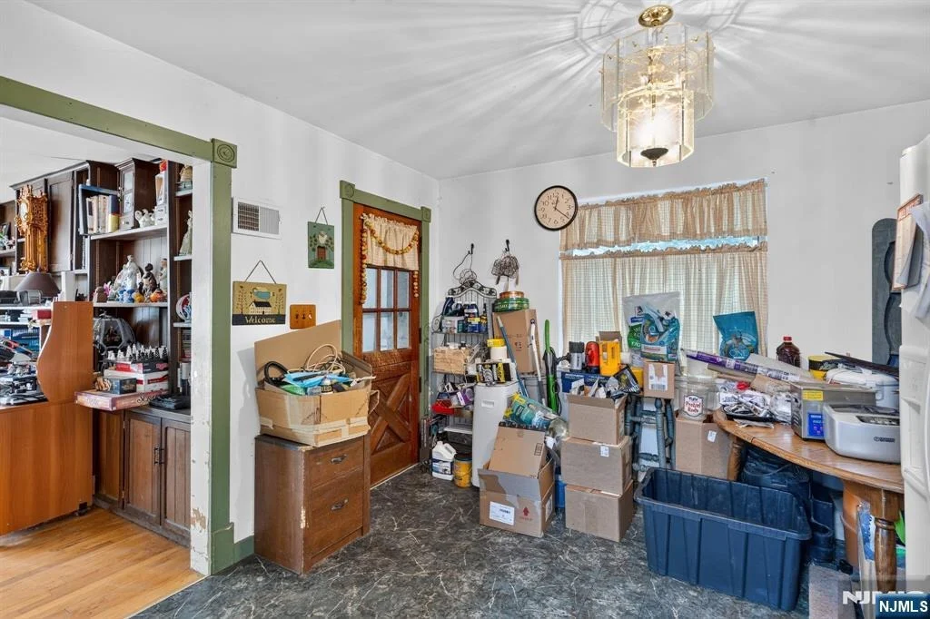 Photo of 214 Berdan