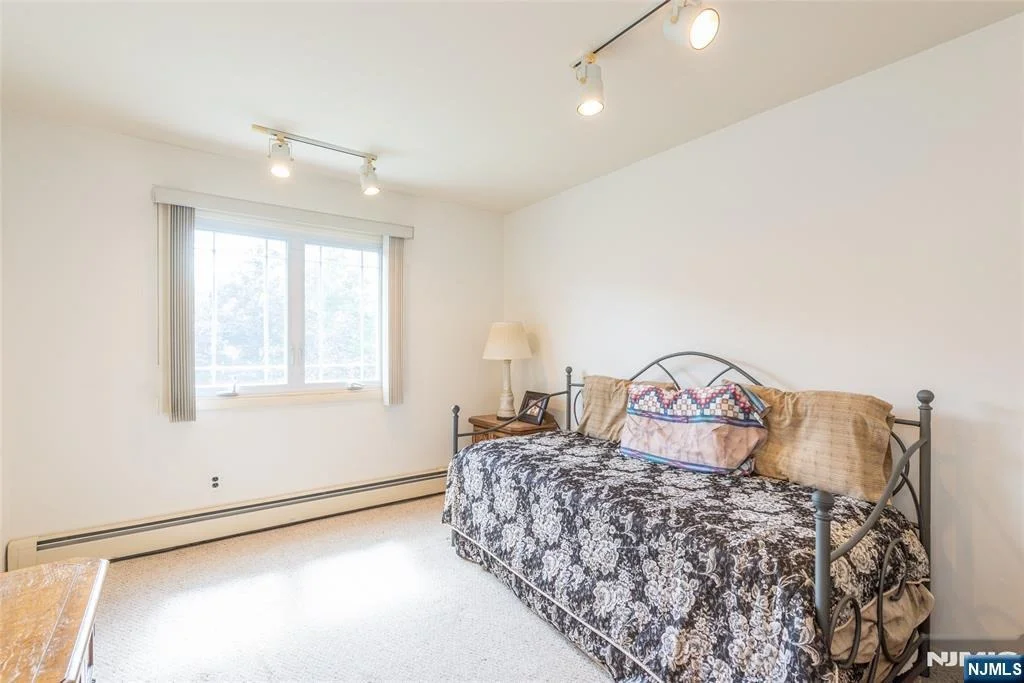 Photo of 35 Herbert