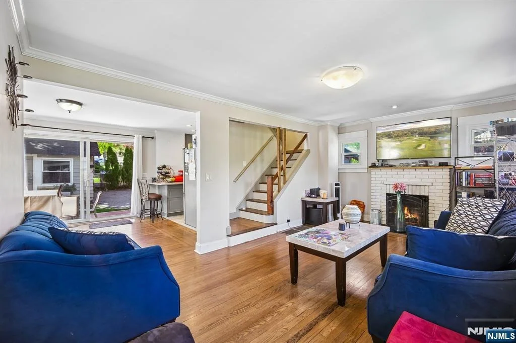 Photo of 1494 Endicott