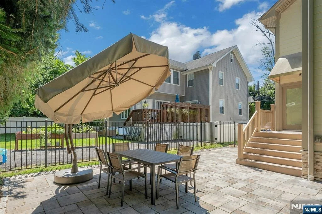 Photo of 35 Elm