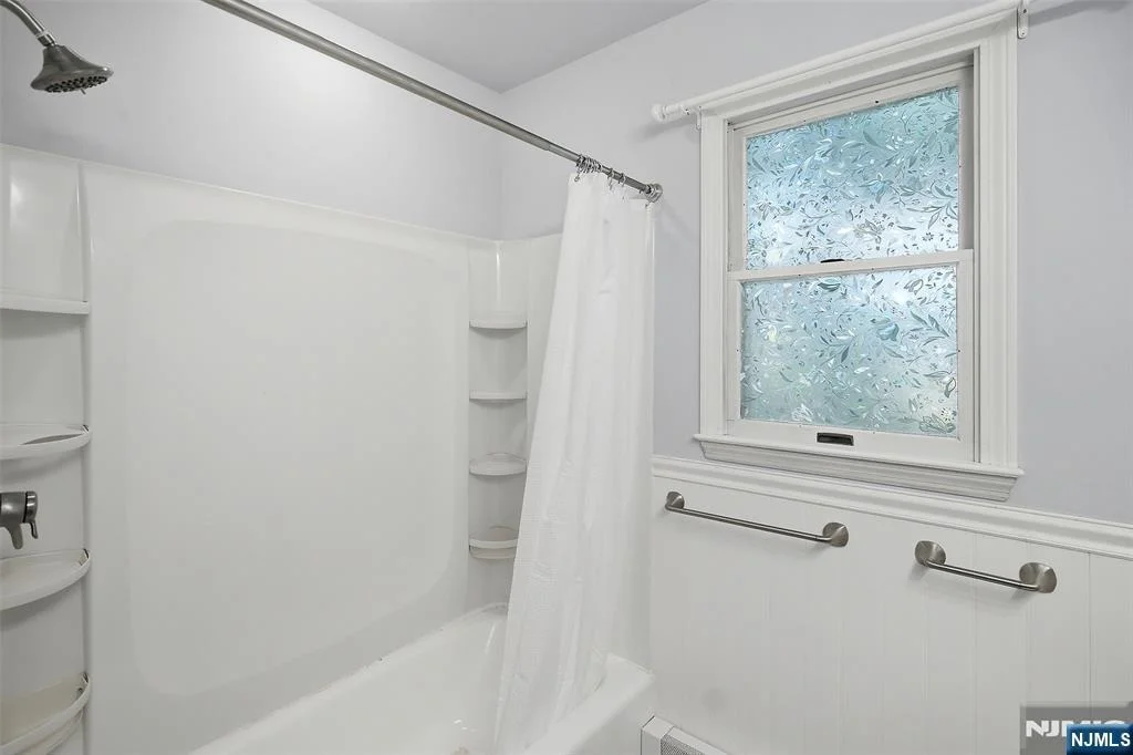Photo of 308 Ross