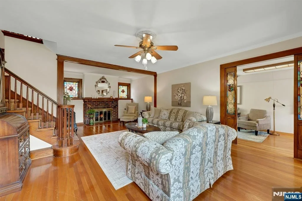 Photo of 224 Euclid