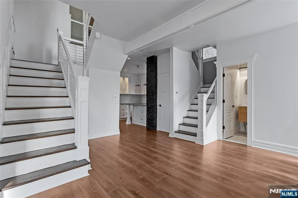 Photo of 449 Park