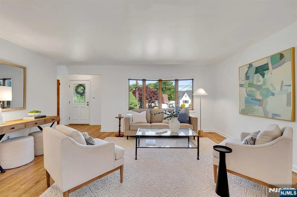 Photo of 287 Jackson